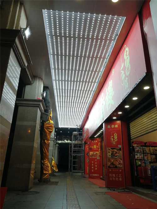 門(mén)頭燈箱